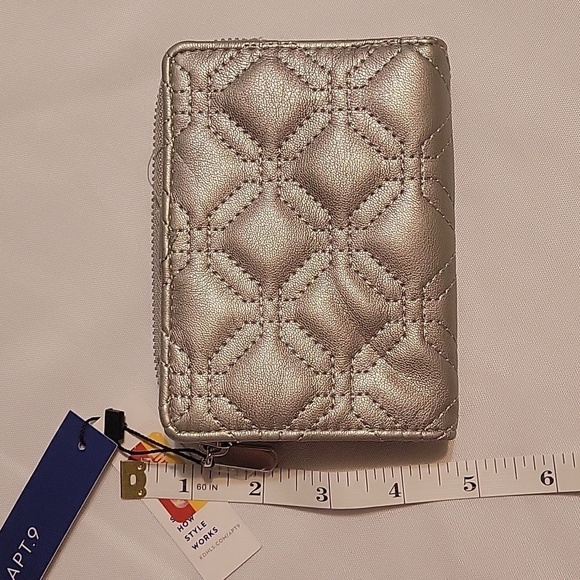 Apt.9 wallet - Picture 7 of 8
